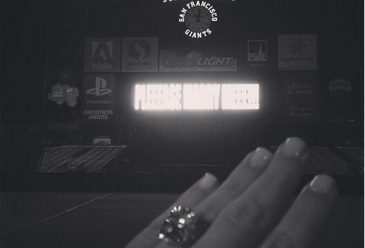 CREA_kim-kardashian-engagement-ring-instagram-post